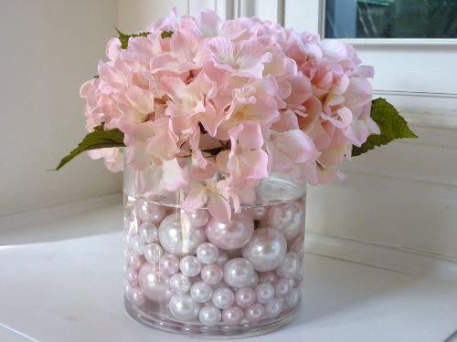 another magnificent way to use some pearls in your decor string some pearls 